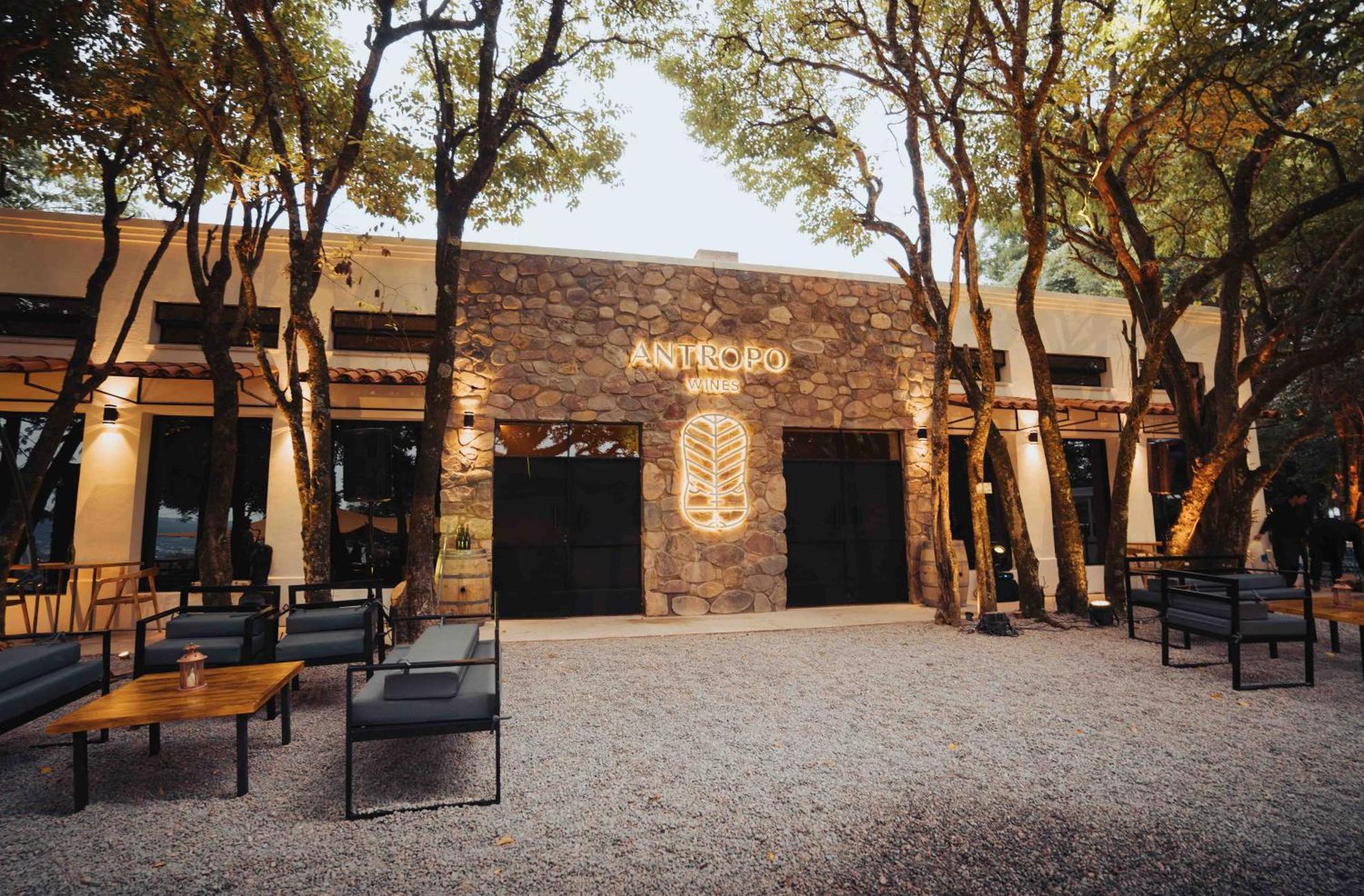 图斯德拉韦纳酒店 圣萨尔瓦多德朱 外观 照片